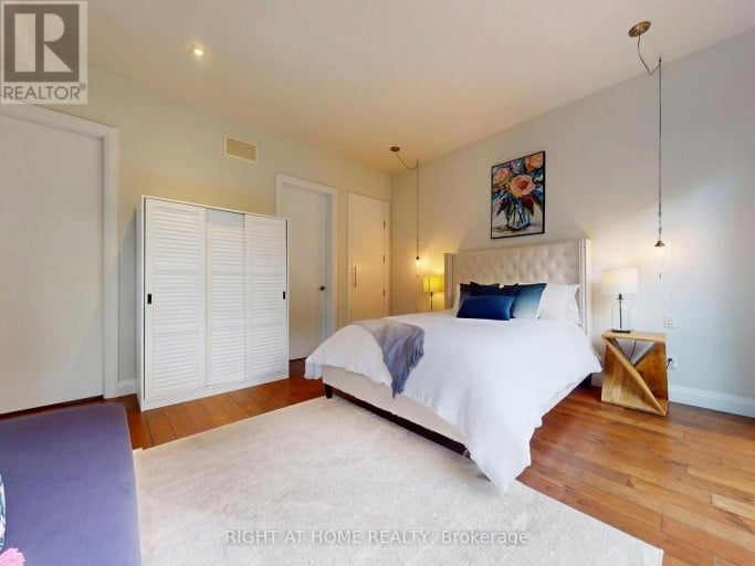 386 ROSEWELL AVENUE, Toronto (Lawrence Park South), Ontario, M4R2B4
