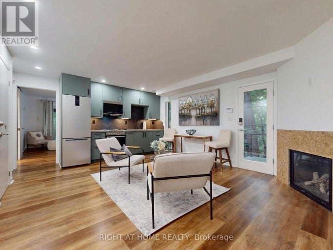 386 ROSEWELL AVENUE, Toronto (Lawrence Park South), Ontario, M4R2B4