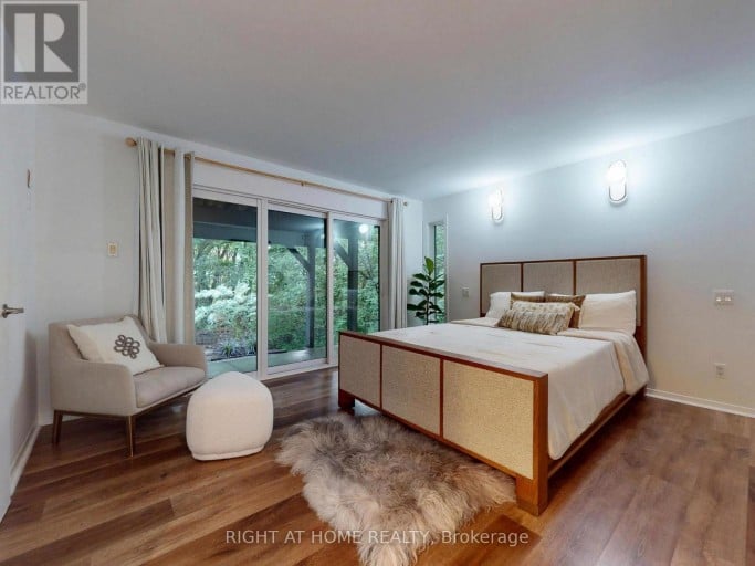 386 ROSEWELL AVENUE, Toronto (Lawrence Park South), Ontario, M4R2B4