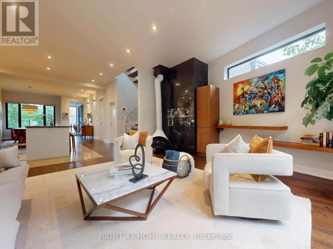 386 ROSEWELL AVENUE, Toronto (Lawrence Park South), Ontario, M4R2B4