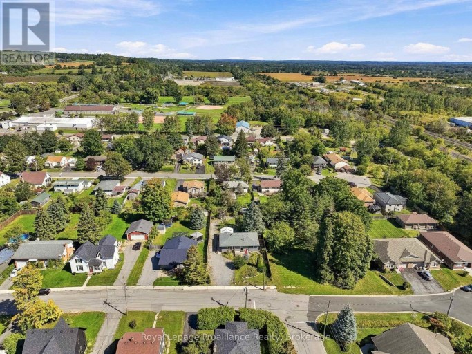 31 PERRY AVENUE, Brighton, Ontario, K0K1H0