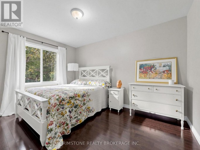 93 BAYVIEW PARKWAY, Newmarket (Huron Heights-Leslie Valley), Ontario, L3Y3W2