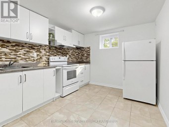 93 BAYVIEW PARKWAY Newmarket (Huron Heights-Leslie Valley) Ontario photo 32
