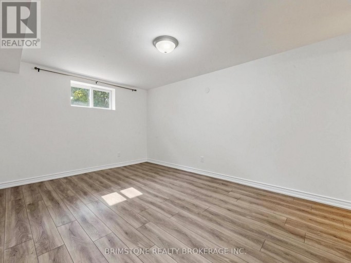 93 BAYVIEW PARKWAY, Newmarket (Huron Heights-Leslie Valley), Ontario, L3Y3W2