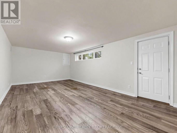 93 BAYVIEW PARKWAY, Newmarket (Huron Heights-Leslie Valley), Ontario, L3Y3W2