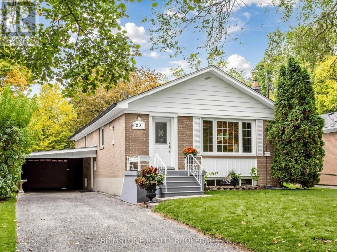 93 BAYVIEW PARKWAY, Newmarket (Huron Heights-Leslie Valley), Ontario, L3Y3W2