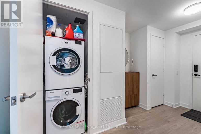 5707 - 3900 CONFEDERATION PARKWAY, Mississauga (City Centre), Ontario, L5B0M3
