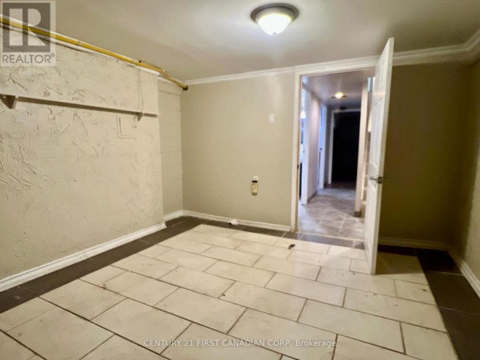 40 ARBOUR GLEN CRESCENT, London East (East A), Ontario, N5Y1Z9