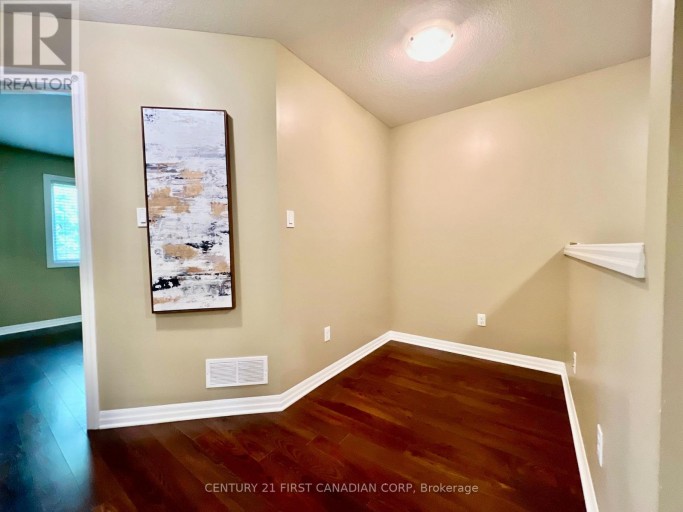 45 - 112 NORTH CENTRE ROAD, London North (North B), Ontario, N5X0G9