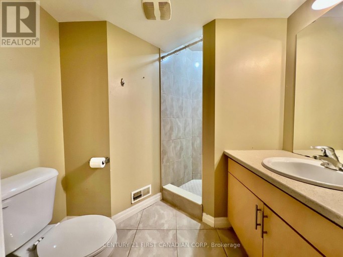 45 - 112 NORTH CENTRE ROAD, London North (North B), Ontario, N5X0G9