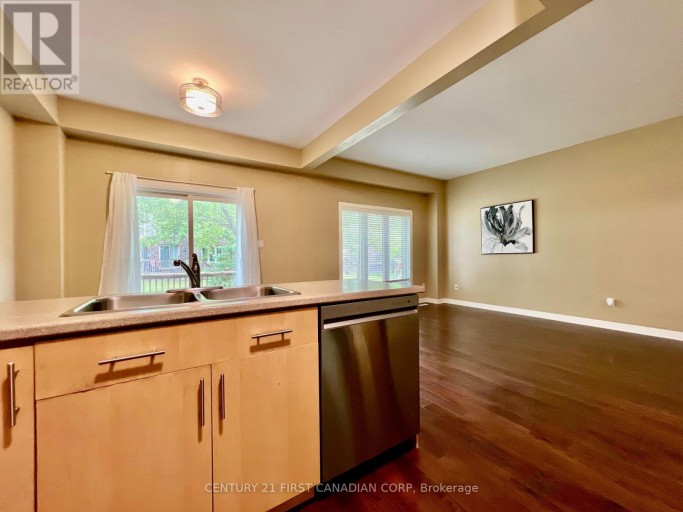 45 - 112 NORTH CENTRE ROAD, London North (North B), Ontario, N5X0G9