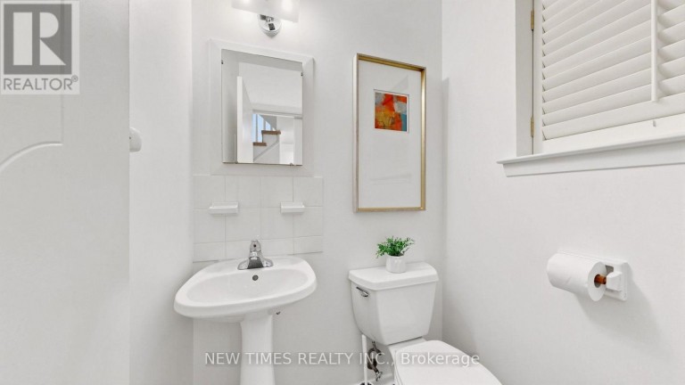 4 ASHSTEAD PLACE, Toronto (Don Valley Village), Ontario, M2J3K1