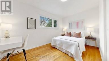 4 ASHSTEAD PLACE Toronto (Don Valley Village) Ontario photo 27