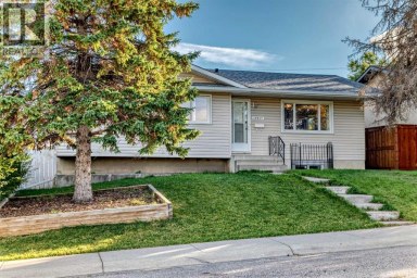 10647 Shillington Crescent SW Calgary Alberta photo 46