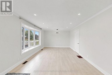 98 THORNTON AVENUE Bradford West Gwillimbury (Bradford) Ontario photo 3