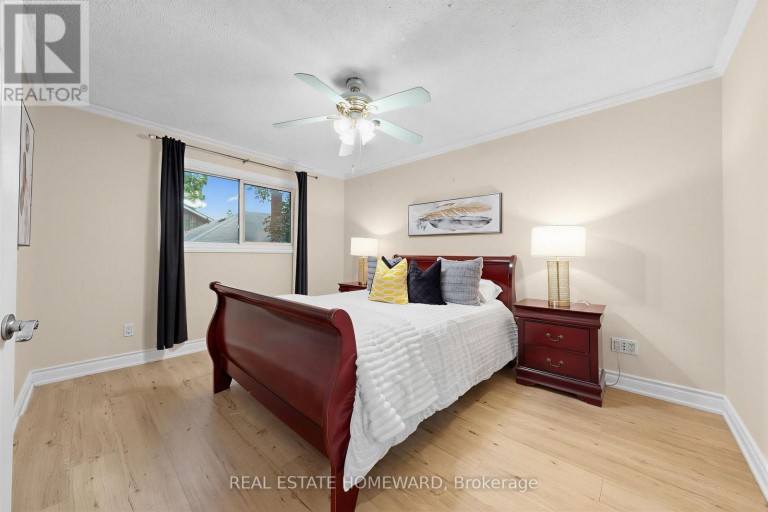 621 BYRON STREET S, Whitby (Downtown Whitby), Ontario, L1N4R6