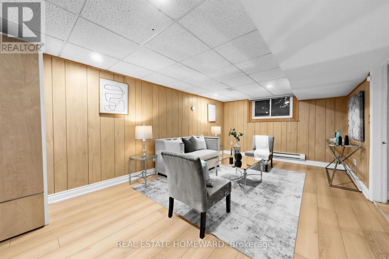 621 BYRON STREET S, Whitby (Downtown Whitby), Ontario, L1N4R6