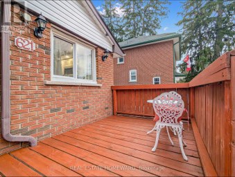 621 BYRON STREET S Whitby (Downtown Whitby) Ontario photo 3