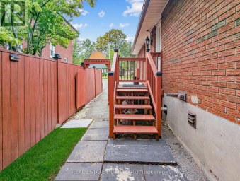 621 BYRON STREET S Whitby (Downtown Whitby) Ontario photo 46