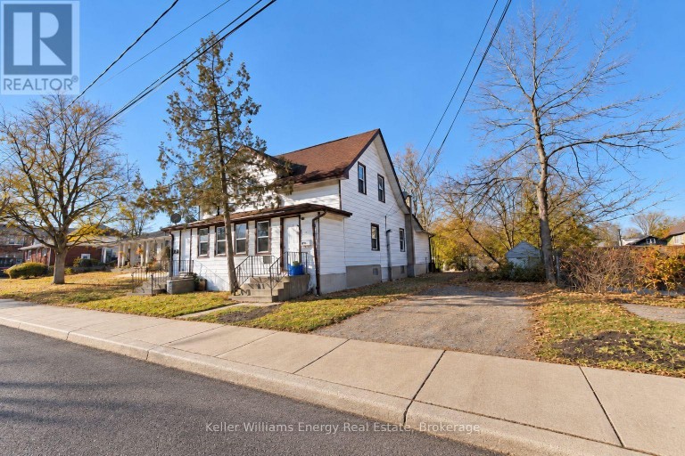 3 - 5 CRANDALL STREET, Kawartha Lakes (Lindsay), Ontario, K9V1R9