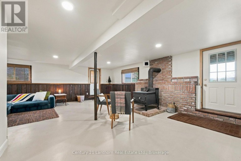 212 OLD MILFORD ROAD, Prince Edward County (Hallowell Ward), Ontario, K0K2T0
