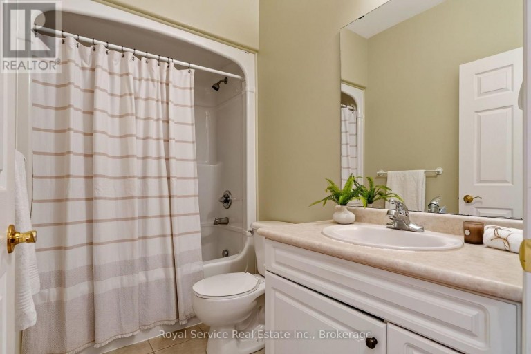38 FINCH DRIVE, Belleville (Belleville Ward), Ontario, K8P5M6