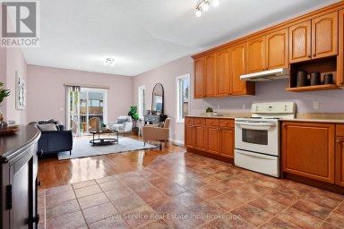 38 FINCH DRIVE Belleville (Belleville Ward) Ontario photo 18