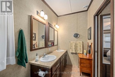 131 - 22790 AMIENS ROAD Middlesex Centre (Komoka) Ontario photo 16
