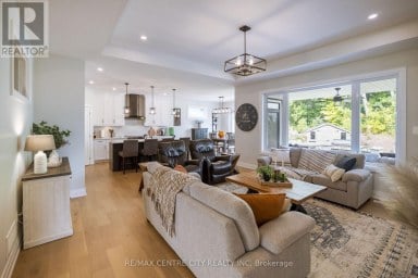 2181 LOCKWOOD CRESCENT Strathroy-Caradoc (Mount Brydges) Ontario photo 17