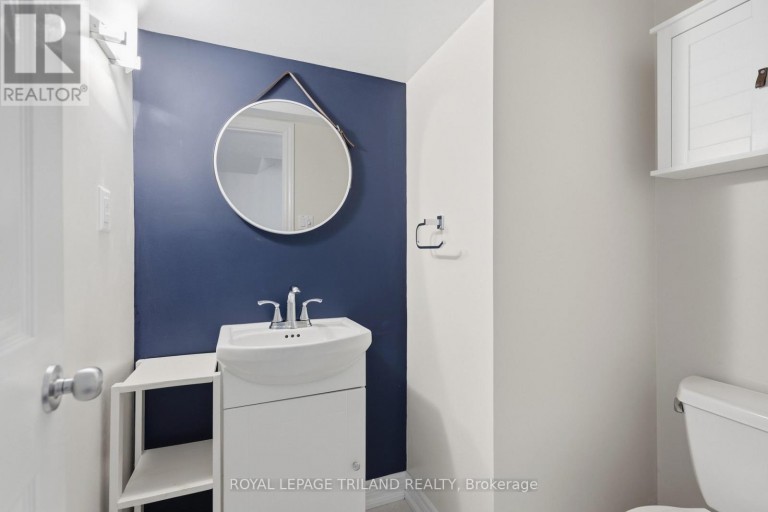 84 - 900 POND VIEW ROAD, London South (South T), Ontario, N5Z4L7