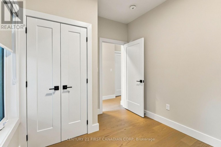 1 - 2500 MAIN STREET, London South (South V), Ontario, N6P1T5