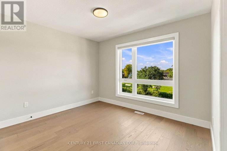 1 - 2500 MAIN STREET, London South (South V), Ontario, N6P1T5