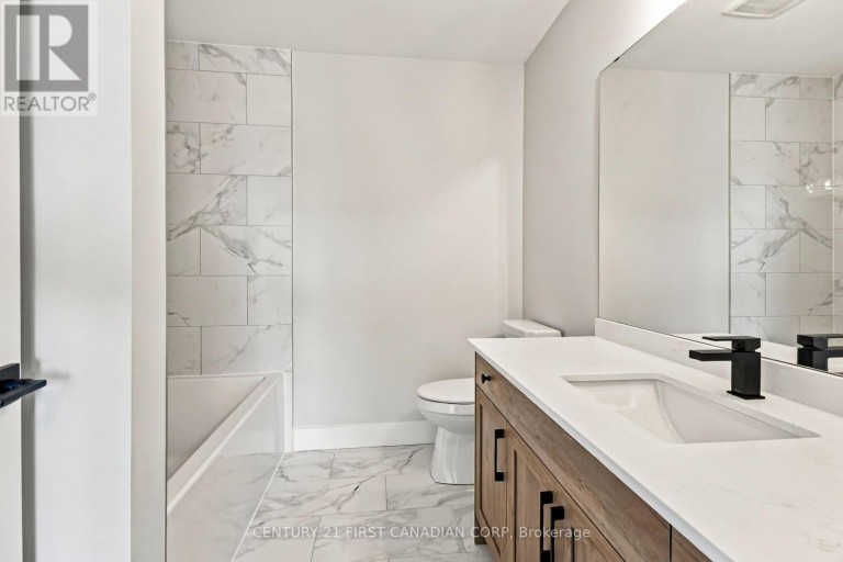 1 - 2500 MAIN STREET, London South (South V), Ontario, N6P1T5