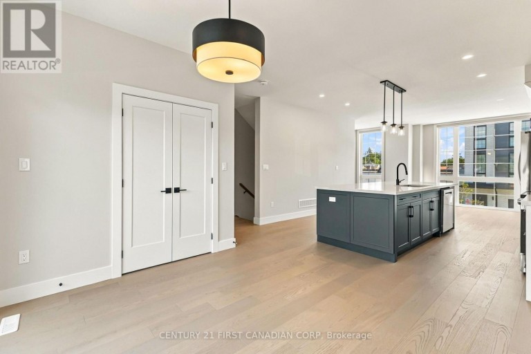 1 - 2500 MAIN STREET, London South (South V), Ontario, N6P1T5