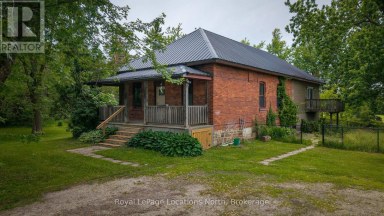9038 COUNTY RD 91 ROAD Clearview Ontario photo 2
