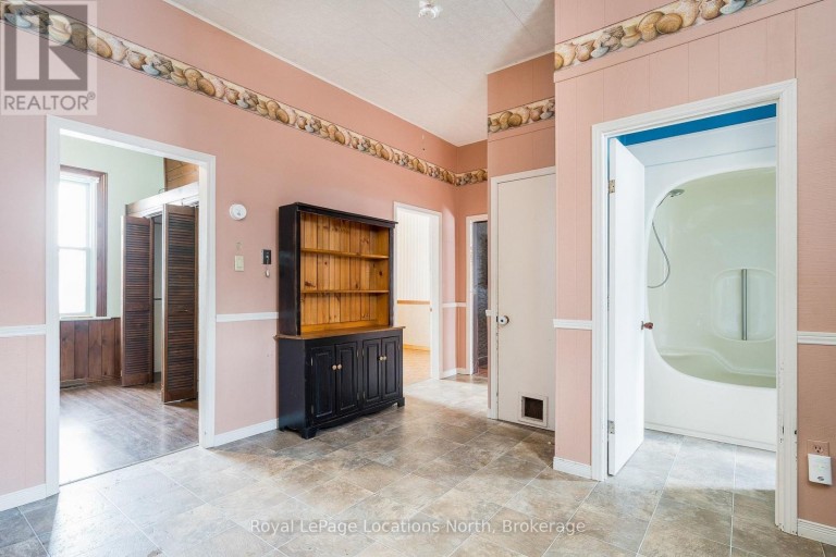 9038 COUNTY RD 91 ROAD, Clearview, Ontario, L0M1H0