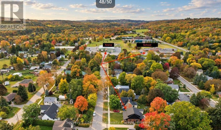 4 KING STREET, Clearview (Creemore), Ontario, L0M1G0