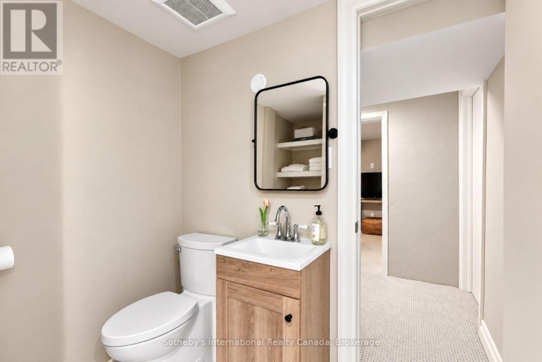4 KING STREET, Clearview (Creemore), Ontario, L0M1G0