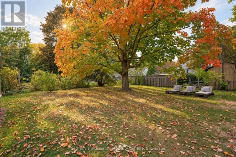 4 KING STREET, Clearview (Creemore), Ontario, L0M1G0