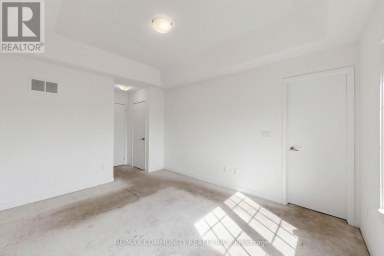 221 HARDING PARK STREET Newmarket (Glenway Estates) Ontario photo 29