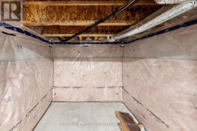 221 HARDING PARK STREET Newmarket (Glenway Estates) Ontario photo 33