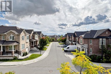 221 HARDING PARK STREET Newmarket (Glenway Estates) Ontario photo 36