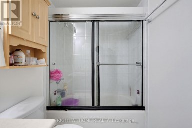 2095 - 55 GEORGE APPLETON WAY Toronto (Downsview-Roding-CFB) Ontario photo 22
