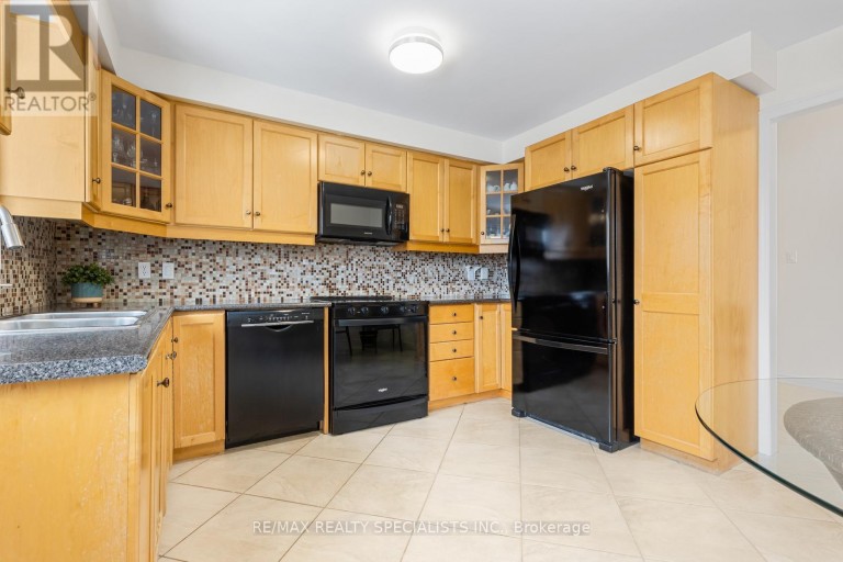 100 PRINCETON TERRACE, Brampton (Northgate), Ontario, L6S3S9