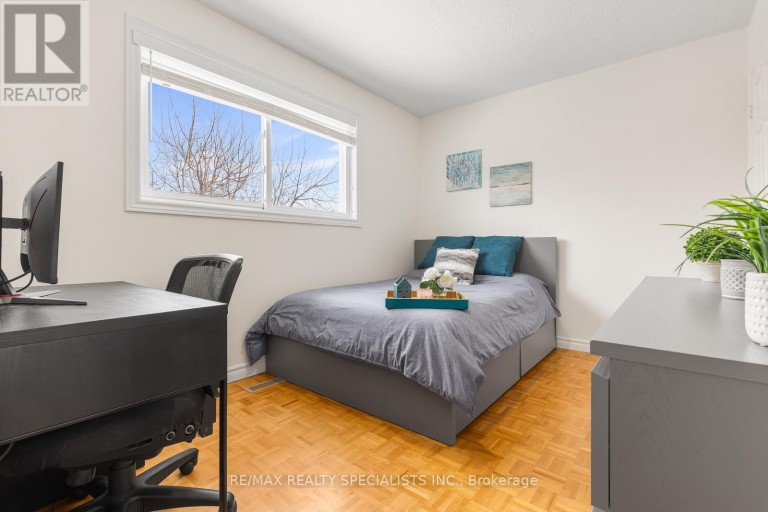 100 PRINCETON TERRACE, Brampton (Northgate), Ontario, L6S3S9