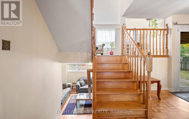 875 MESSENGER MEADOW DRIVE, Mississauga (Creditview), Ontario, L5C3T1