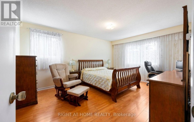 875 MESSENGER MEADOW DRIVE, Mississauga (Creditview), Ontario, L5C3T1