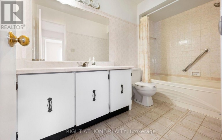 875 MESSENGER MEADOW DRIVE, Mississauga (Creditview), Ontario, L5C3T1