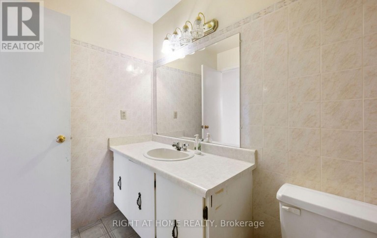 875 MESSENGER MEADOW DRIVE, Mississauga (Creditview), Ontario, L5C3T1