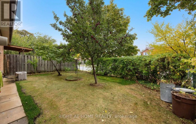 875 MESSENGER MEADOW DRIVE, Mississauga (Creditview), Ontario, L5C3T1